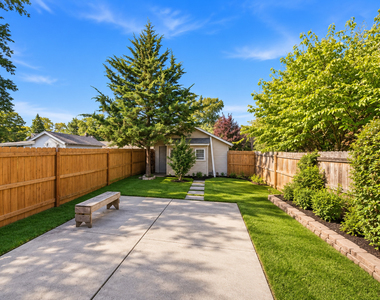 13400 Greenwood Avenue - Photo Thumbnail 10