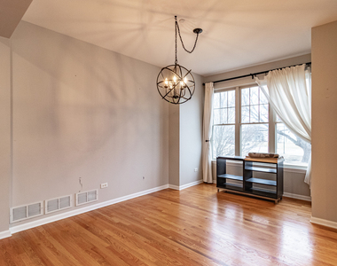 1140 Danforth Court - Photo Thumbnail 8
