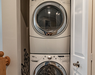 1140 Danforth Court - Photo Thumbnail 35