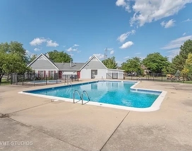 1239 S Wellington Court - Photo Thumbnail 18