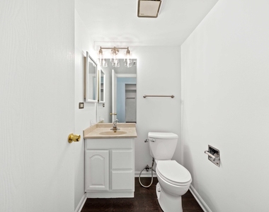 1239 S Wellington Court - Photo Thumbnail 6
