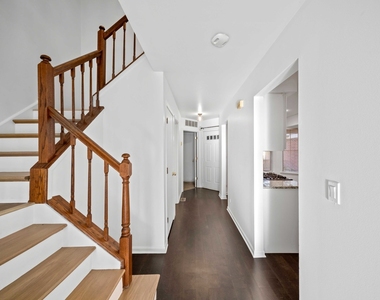 1239 S Wellington Court - Photo Thumbnail 7