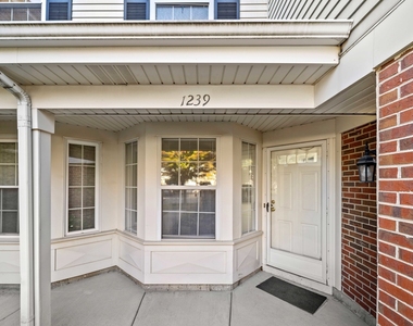 1239 S Wellington Court - Photo Thumbnail 1