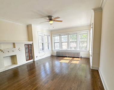 10236 S Sangamon Street - Photo Thumbnail 1