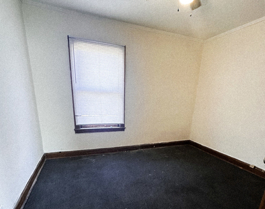 10236 S Sangamon Street - Photo Thumbnail 3
