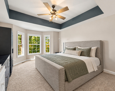 808 Shandrew Drive - Photo Thumbnail 10
