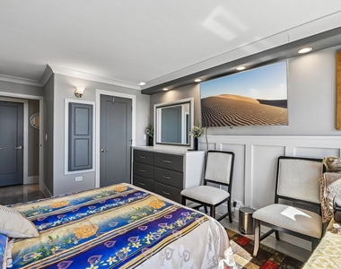 400 E Randolph Street - Photo Thumbnail 13
