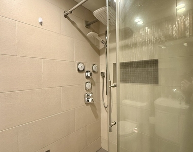 900 N Lake Shore Drive - Photo Thumbnail 10