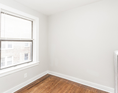 6949 S Paxton Avenue - Photo Thumbnail 7