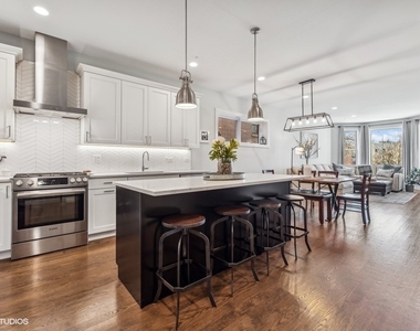 1739 N Humboldt Boulevard - Photo Thumbnail 6