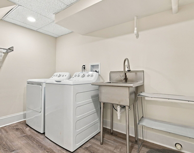 525 Pinecrest Lane - Photo Thumbnail 17