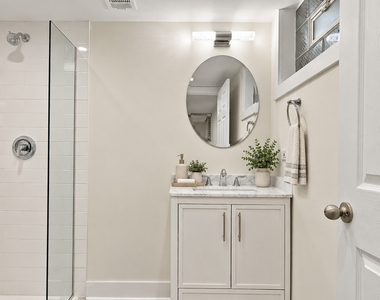 525 Pinecrest Lane - Photo Thumbnail 16