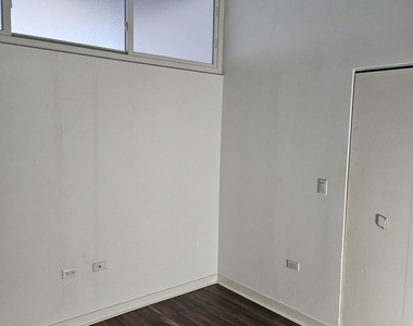 235 W Van Buren Street - Photo Thumbnail 16