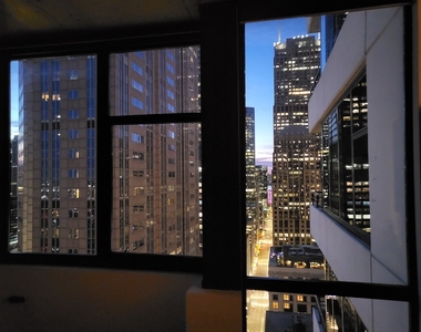 235 W Van Buren Street - Photo Thumbnail 22
