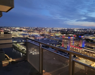 235 W Van Buren Street - Photo Thumbnail 21