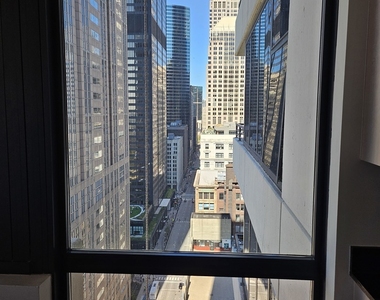 235 W Van Buren Street - Photo Thumbnail 8