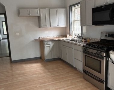 5041 W George Street - Photo Thumbnail 4