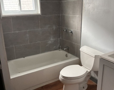 5041 W George Street - Photo Thumbnail 11