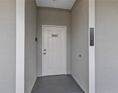 519 Roma Court - Photo Thumbnail 1