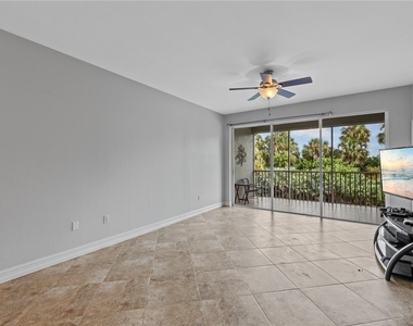 519 Roma Court - Photo Thumbnail 6