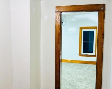 16 Hartford - Photo Thumbnail 27