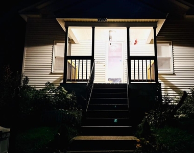 16 Hartford - Photo Thumbnail 8