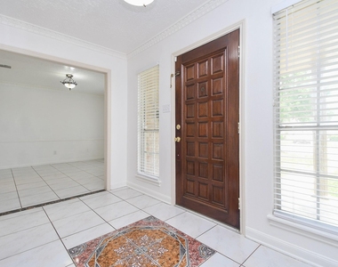 7714 Eichler Drive - Photo Thumbnail 3