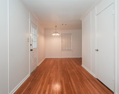 9519 Val Verde Street - Photo Thumbnail 16
