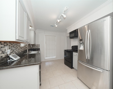 9519 Val Verde Street - Photo Thumbnail 15