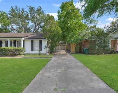 9519 Val Verde Street - Photo Thumbnail 1