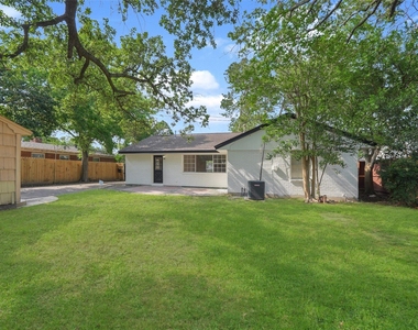 9519 Val Verde Street - Photo Thumbnail 25
