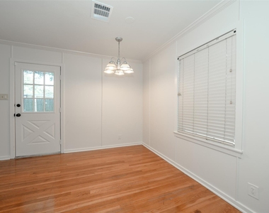 9519 Val Verde Street - Photo Thumbnail 7
