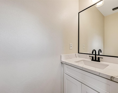 5210 Gano Street - Photo Thumbnail 14