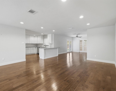 6422 Woodbrook Lane - Photo Thumbnail 1
