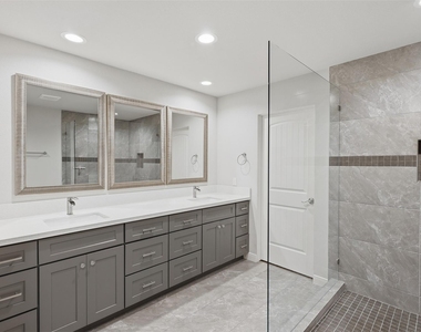 6422 Woodbrook Lane - Photo Thumbnail 7