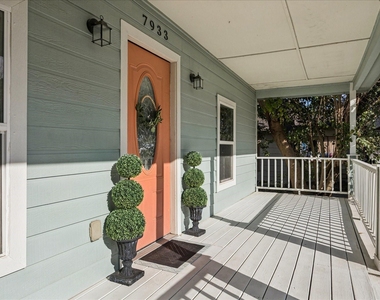 7933 Elwood Street - Photo Thumbnail 2