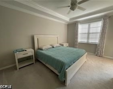 10529 Casella Way - Photo Thumbnail 3