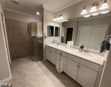 10529 Casella Way - Photo Thumbnail 2
