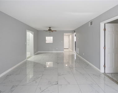 1490 Memoli Lane - Photo Thumbnail 7