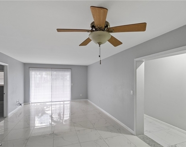 1490 Memoli Lane - Photo Thumbnail 6