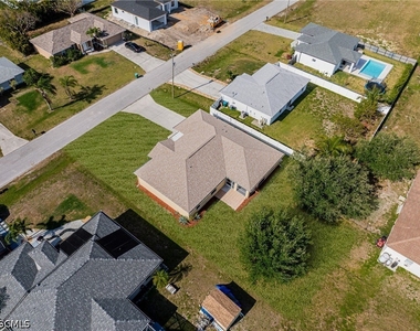 323 Nw 10th Street - Photo Thumbnail 38