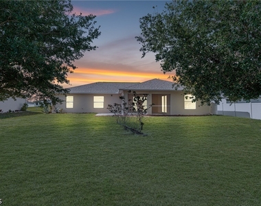 323 Nw 10th Street - Photo Thumbnail 33