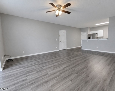 1080 Hancock Creek South Boulevard - Photo Thumbnail 3