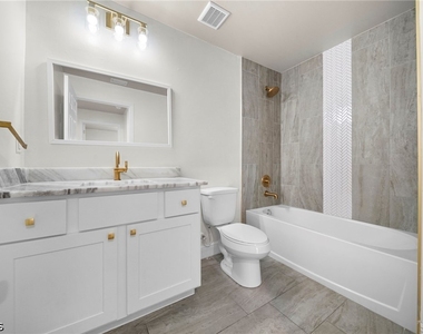 2405 Maple Avenue - Photo Thumbnail 14