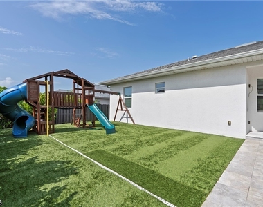 26724 Morton Ave - Photo Thumbnail 25