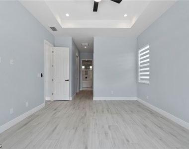 26724 Morton Ave - Photo Thumbnail 18