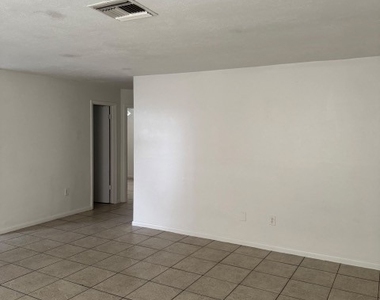 5504 10th Avenue - Photo Thumbnail 8