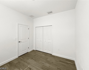 10706 Clementine Place - Photo Thumbnail 12