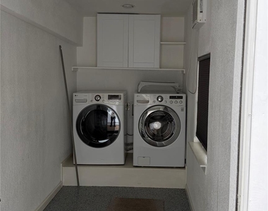 6310 Deerwood Road - Photo Thumbnail 23