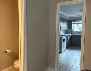 6310 Deerwood Road - Photo Thumbnail 18
